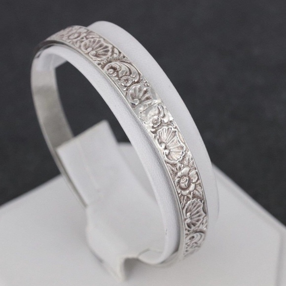 Vintage Sterling Silver clam shell 925 stamped 8” Bangle Bracelet Estate jewelry - Picture 6 of 12